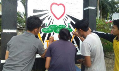 Ketimbang Konvoi, Para Pendekar di Ngawi Ini Lebih Memilih Memperbaiki Tugu PSHT